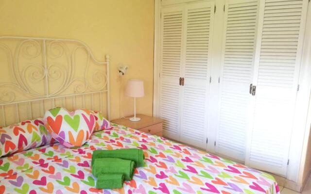 Apartment with 3 bedrooms in Malaga with balcony and WiFi