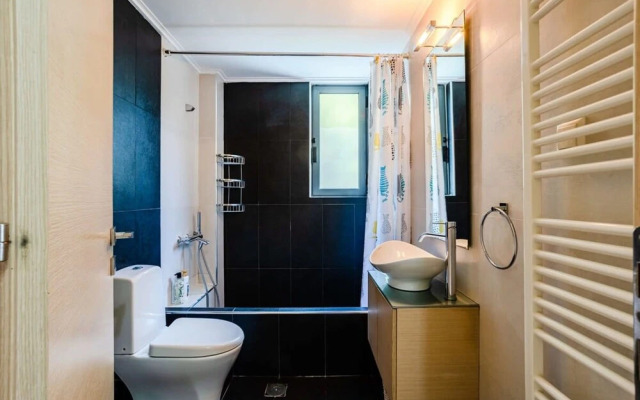 Kalamata s Spacious Getaway-taygetos Amazing View