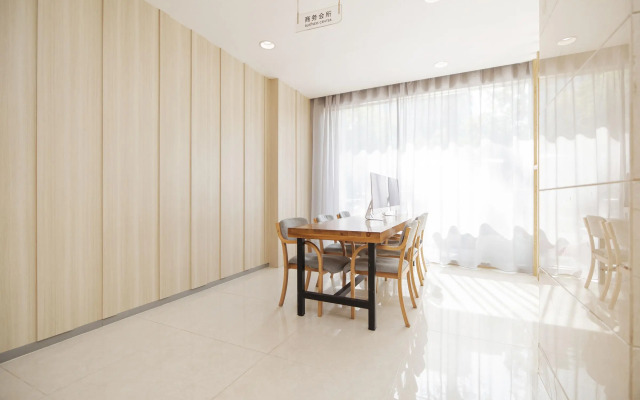 Ji Hotel (Xishao Gate Xian)