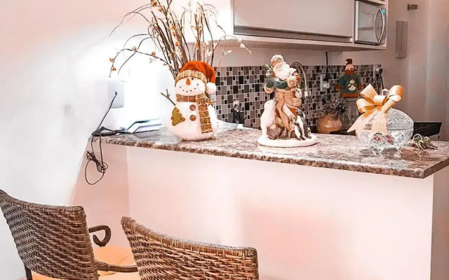 Pitaya Beach House - Charming Village By the Sea