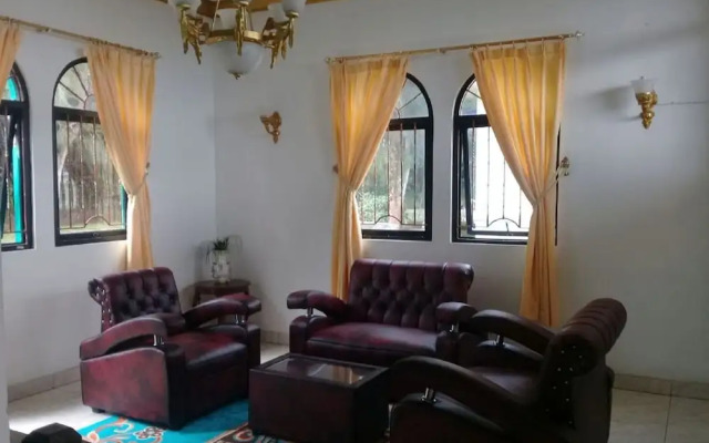 Villa Kota Bunga Vinca