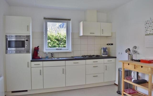 Holidayhouse - Zuidweg 18 Zonnemaire 'Park Viletta huisje 28'