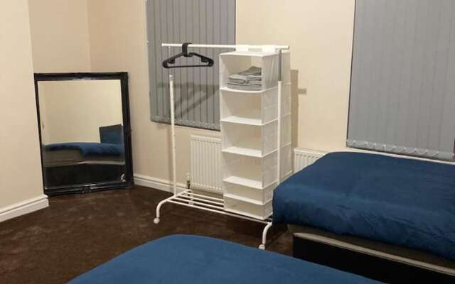 Homely 3-bed House in Bham 15 min From City Centre