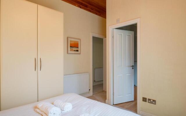 Whitsand Bay Lodge