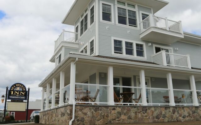 The Sea Breeze Inn