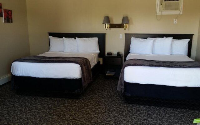 Middleton Motel & Suites