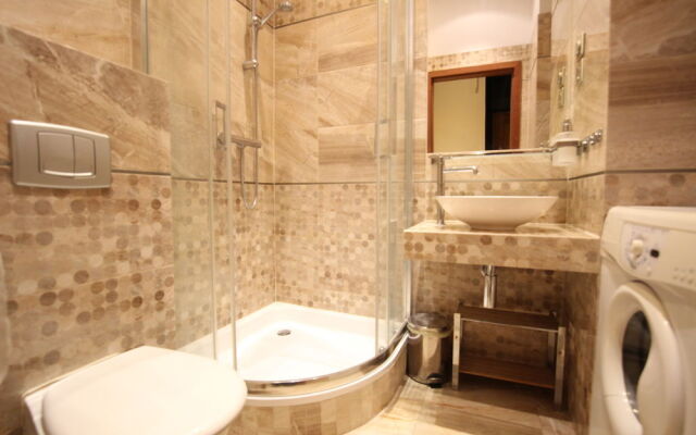 Rainbow Apartments 2