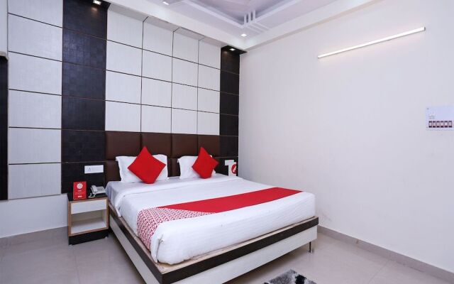 Laxmi Sadan Residency by OYO Rooms