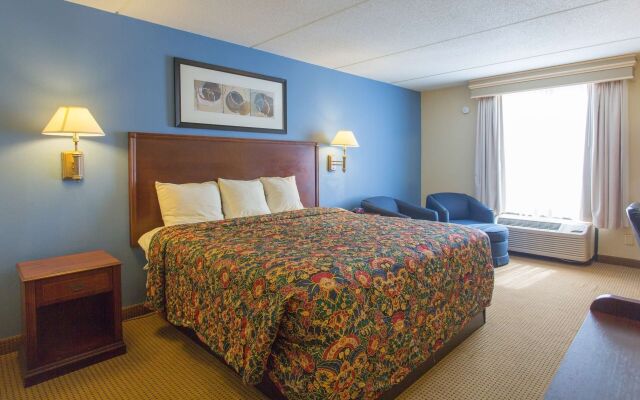 Best Western Plus Portsmouth-Chesapeake