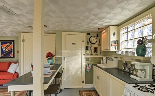 Historic Fort Worth Cottage w/ Shared Pool!