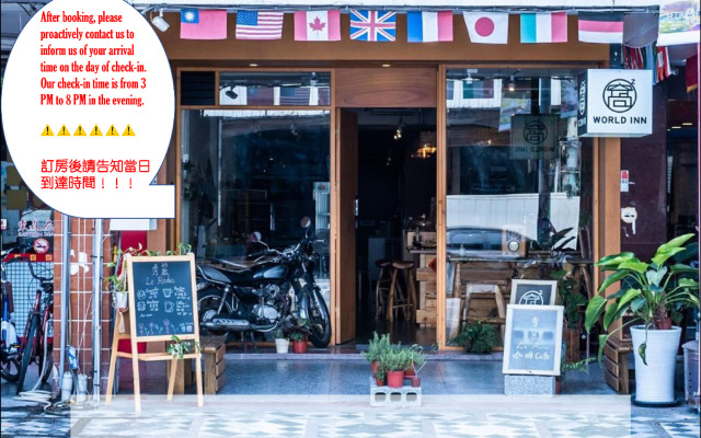 World Inn - Hostel
