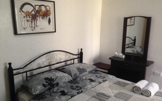 Khalinirah Guest House