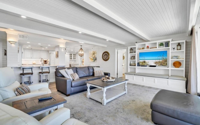 Waterview Towers 201