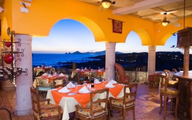 Beautiful Family Suite at Cabo San Lucas