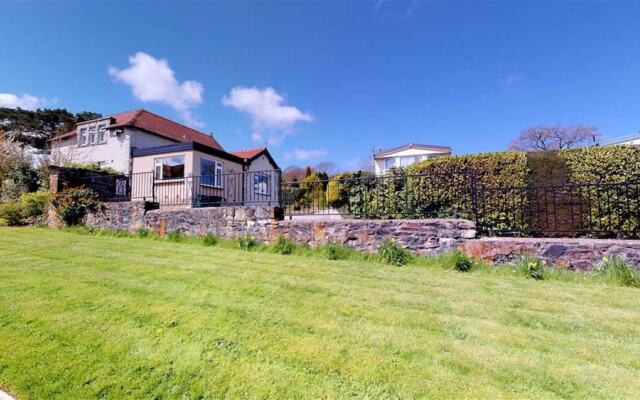 Berthlwyd Coach House