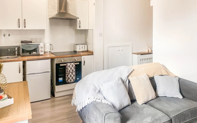 The Rosebery Retreat By The Castle 1-bed Apartment