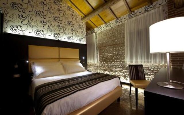 Villa Solaris Hotel & Residence