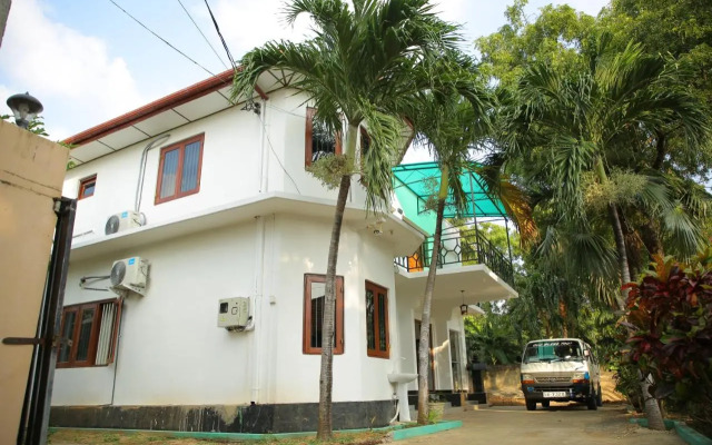 St Anne's Hotel & Resturant
