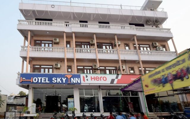 OYO 23499 Hotel Sky Inn