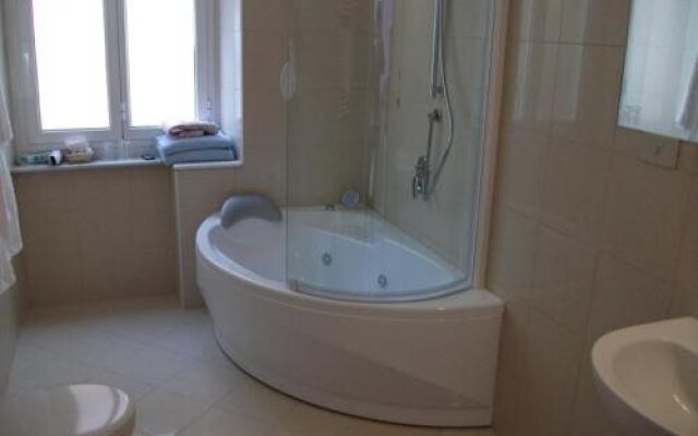 Hotel Experia