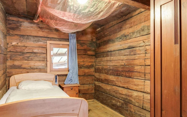 Chalet in Matrei Near Ski Lift & Bus