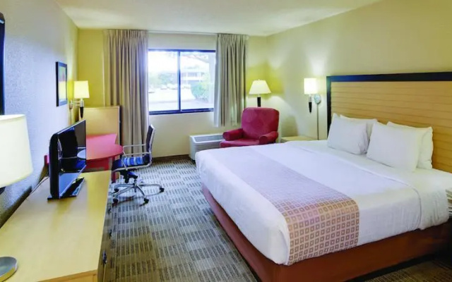 La Quinta Inn & Suites Armonk