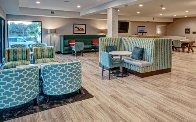 Hampton Inn by Hilton Cardiff Beach Encinitas, CA