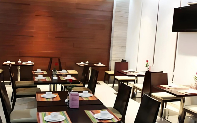 Jinjiang Metropolo Zhenjiang Railway Station Wanda Plaza