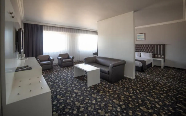 Hotel Eken Prestige
