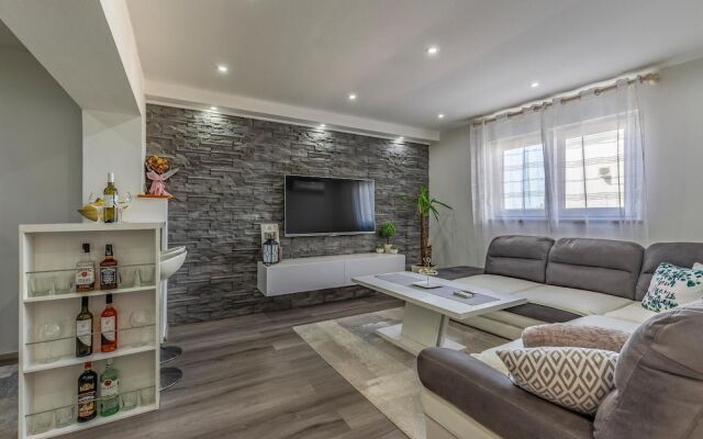 Amazing Home in Medulin With Wifi and 3 Bedrooms