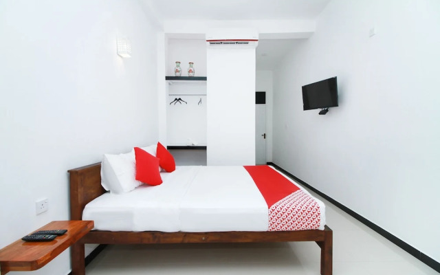 OYO 232 Cinnamon Canal View