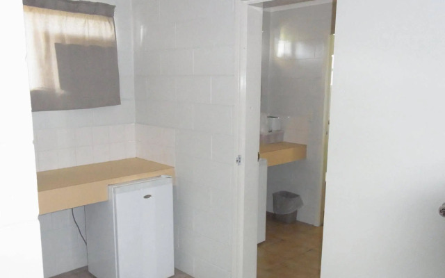 Eden Golf View Motel