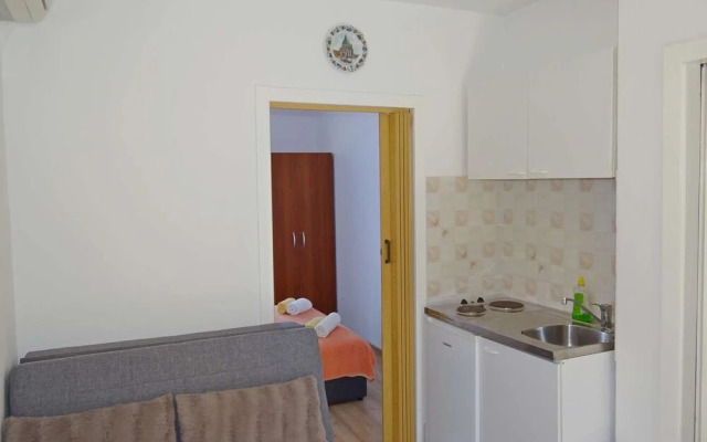 Tomislav - 120 m From Beach - A1