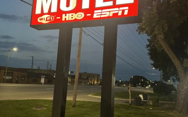 Fraser Motel