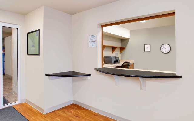 WoodSpring Suites Fredericksburg