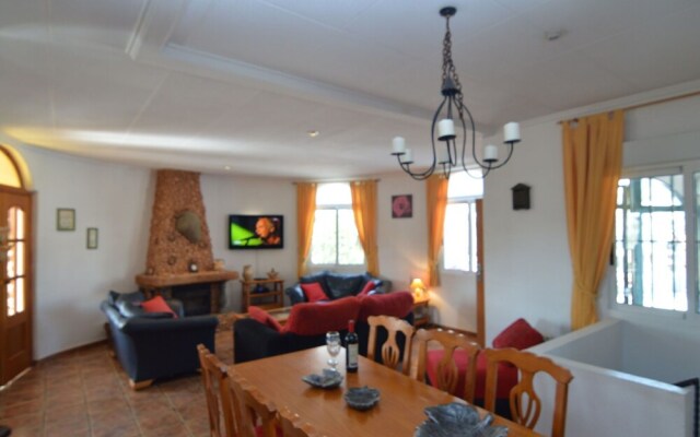 Luxurious Villa in La Escuera with Swimming Pool