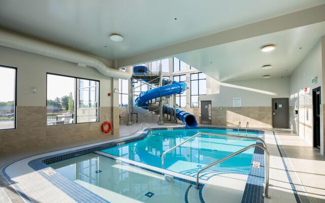 Holiday Inn Express Lethbridge Southeast by IHG