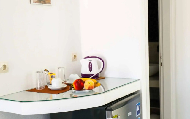 Finikas Hotel