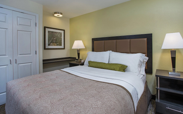 Candlewood Suites Louisville Airport by IHG