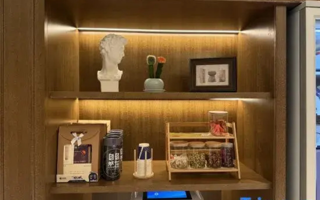 Vienna International Hotel (Yangzhou Jiangdu Outlets Plaza Store）