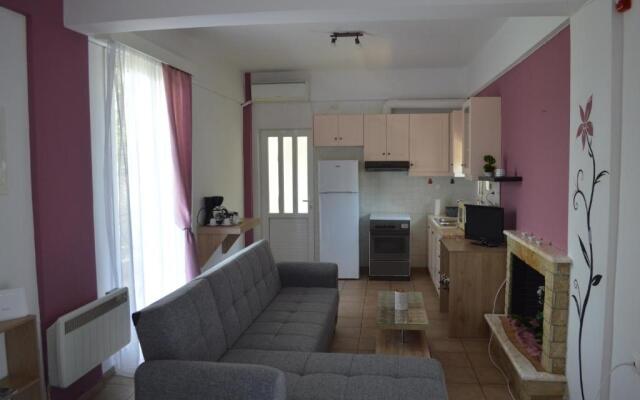 Serenity House Aigio Dimitropoulos
