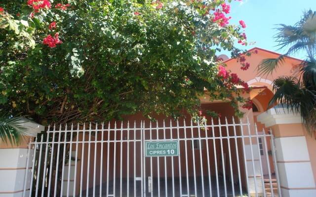 Residencia Los Encantos
