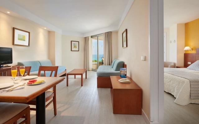 Hipotels Bahía Grande Aparthotel