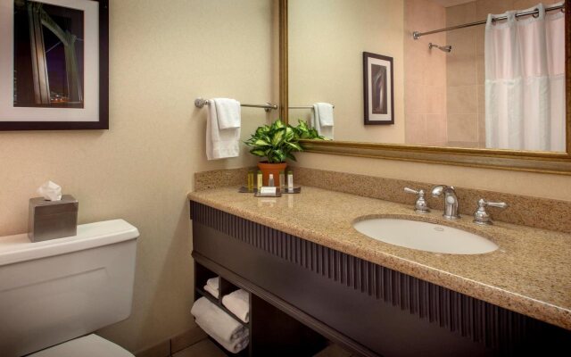 DoubleTree Suites by Hilton Hotel Minneapolis