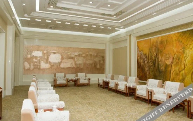 Ze Lin Hill-view Hotel