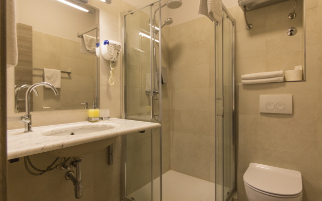 Tifani Luxury Rooms