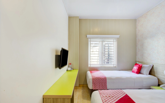 OYO 4005 Bunga Dahlia Guest House – Guest Rooms – Jakarta