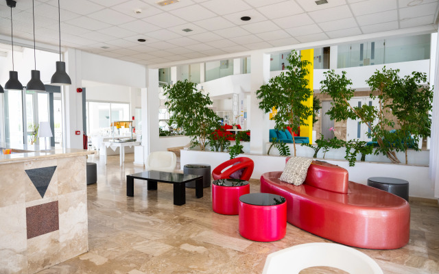 Napa Jay Hotel