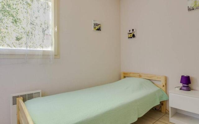 Appartement Esquièze-Sère, 3 pièces, 5 personnes - FR-1-402-37