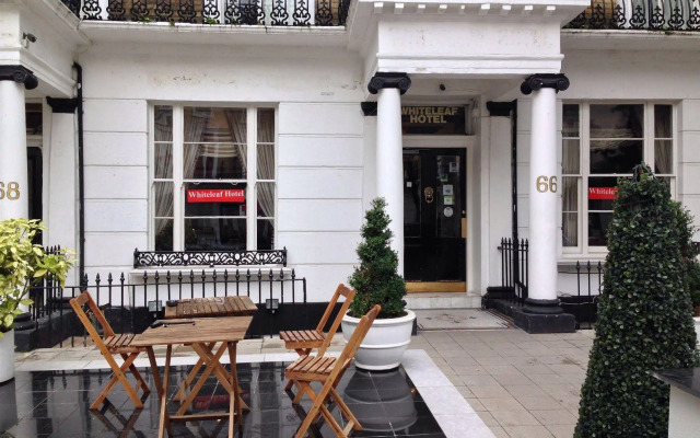 Whiteleaf Hotel